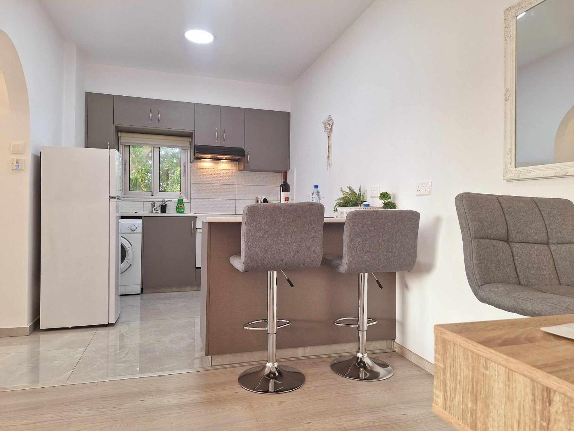 Charming Holiday Retreat Kato Paphos Apt 400M To The Beach ภายนอก รูปภาพ