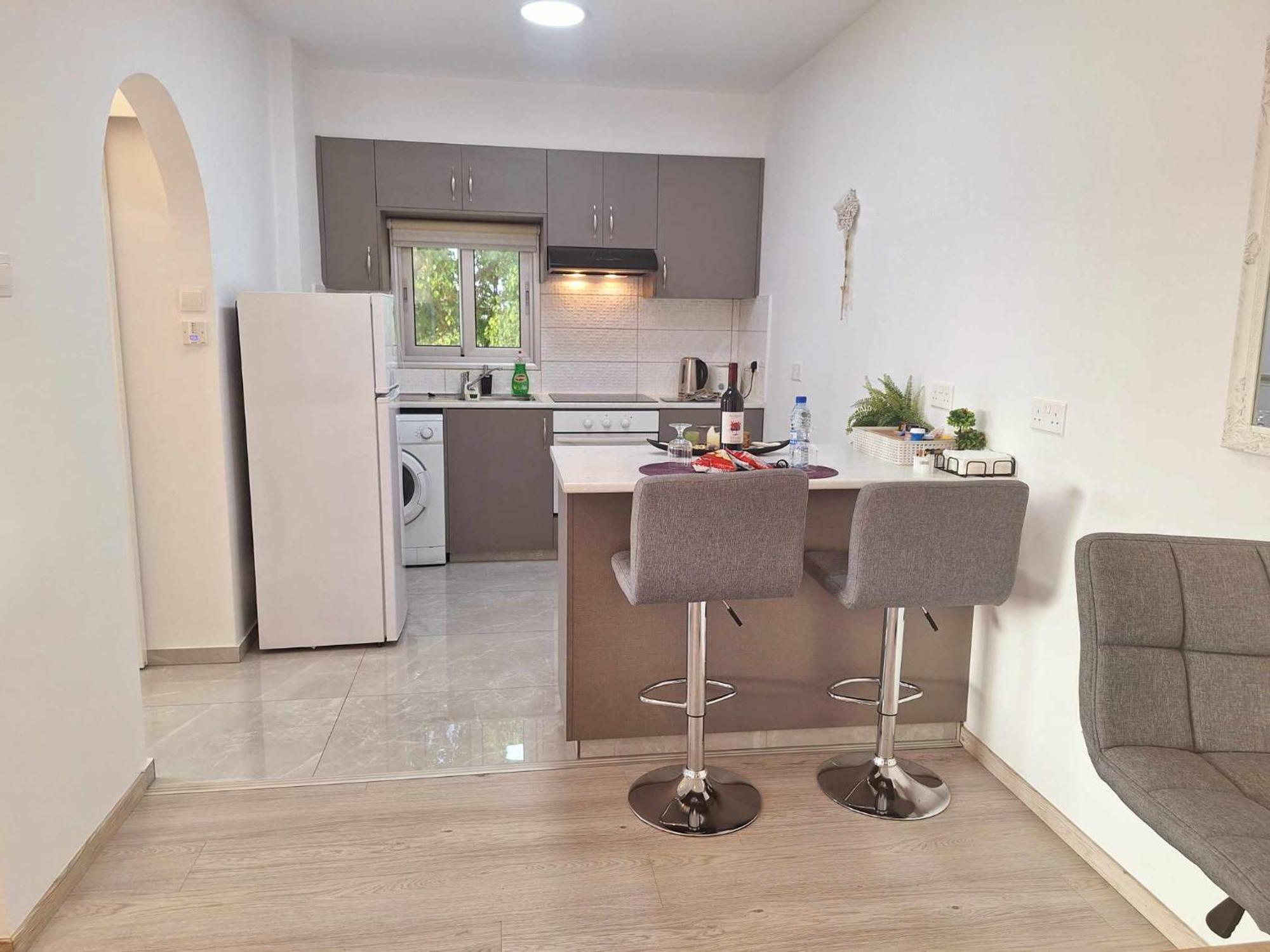 Charming Holiday Retreat Kato Paphos Apt 400M To The Beach ภายนอก รูปภาพ